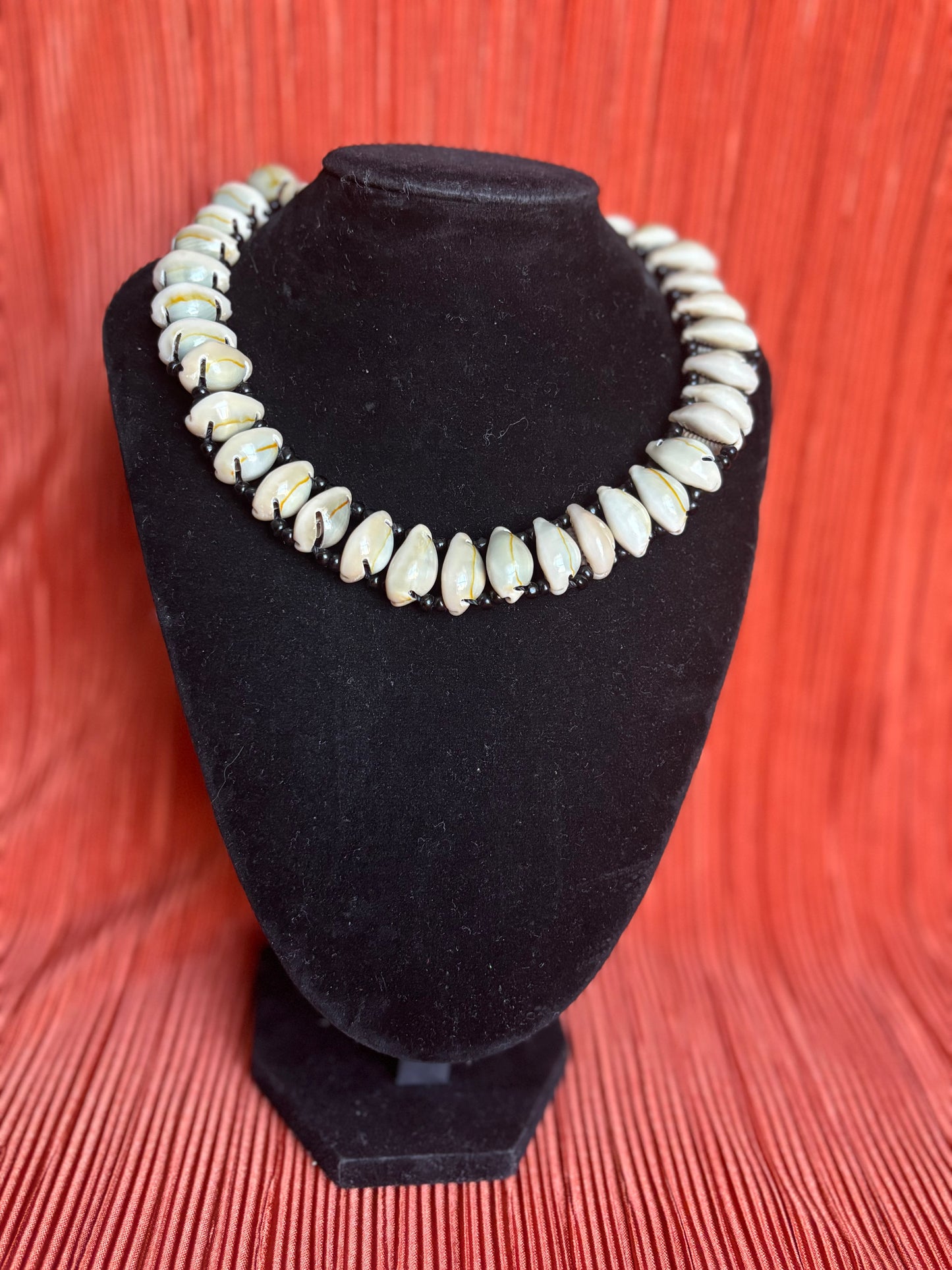 Maji Minimal Cowrie Necklace