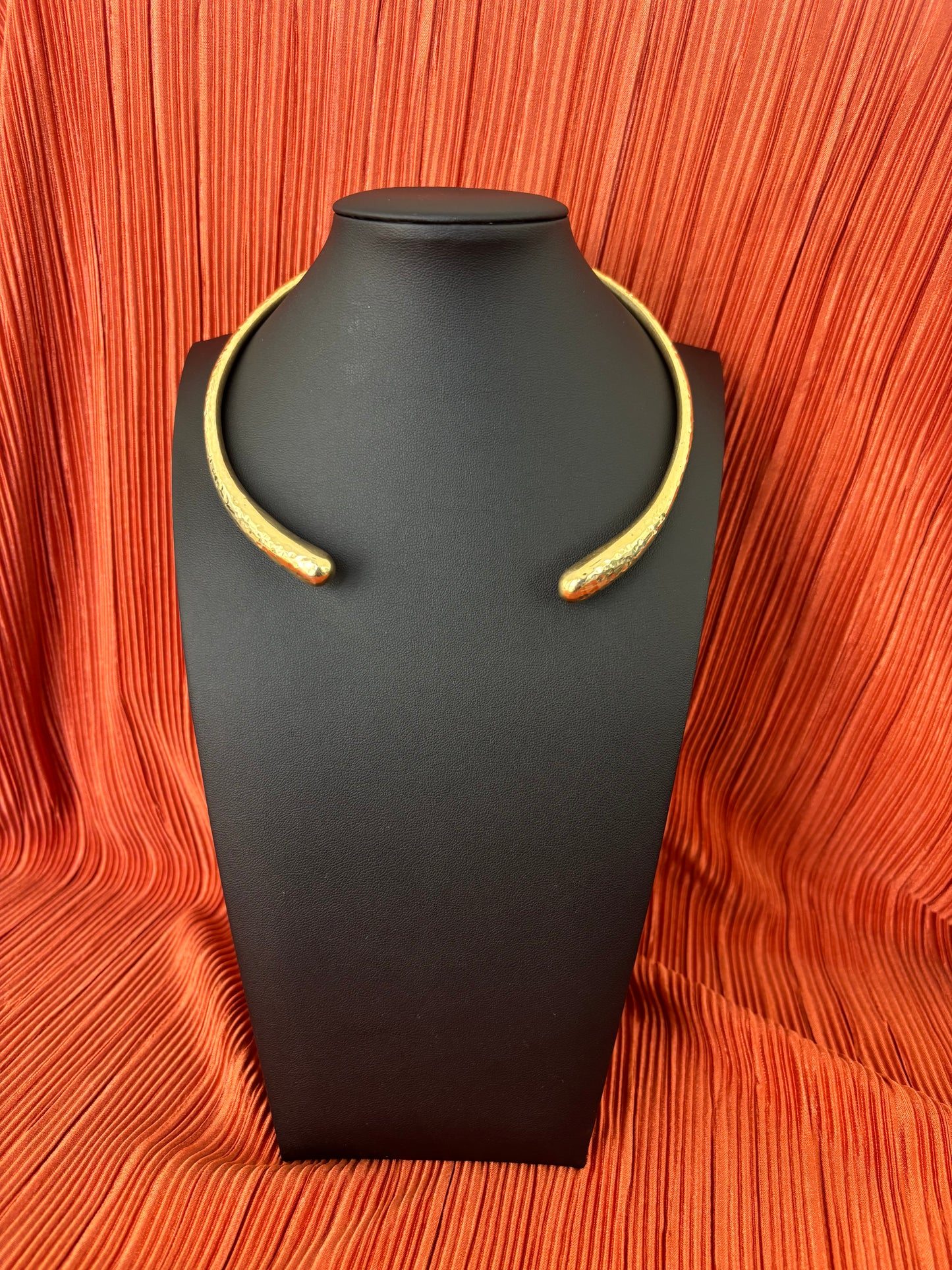 Classic Hammered Gold Choker Necklace