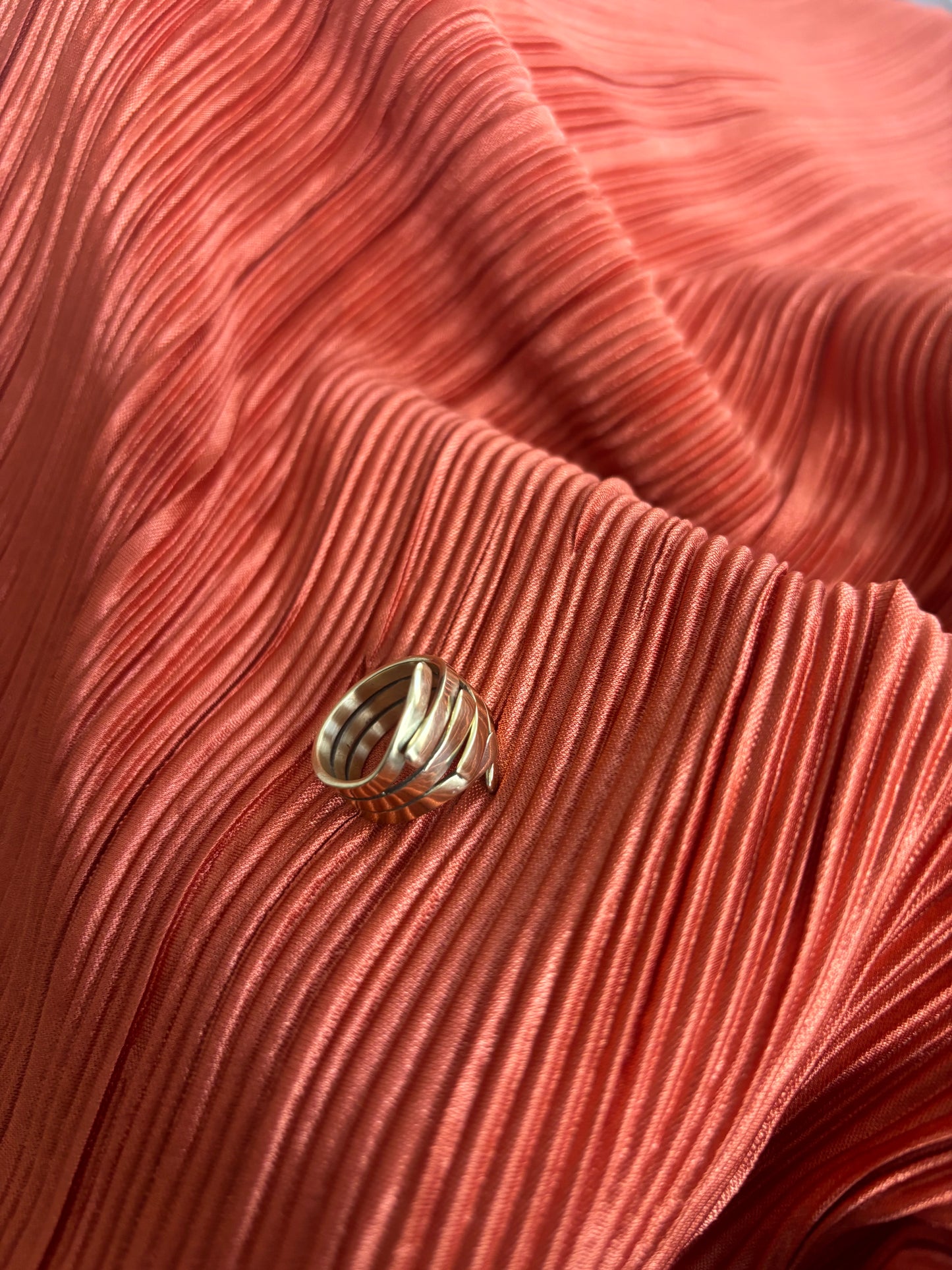 Kivuli Brass Wrap Ring