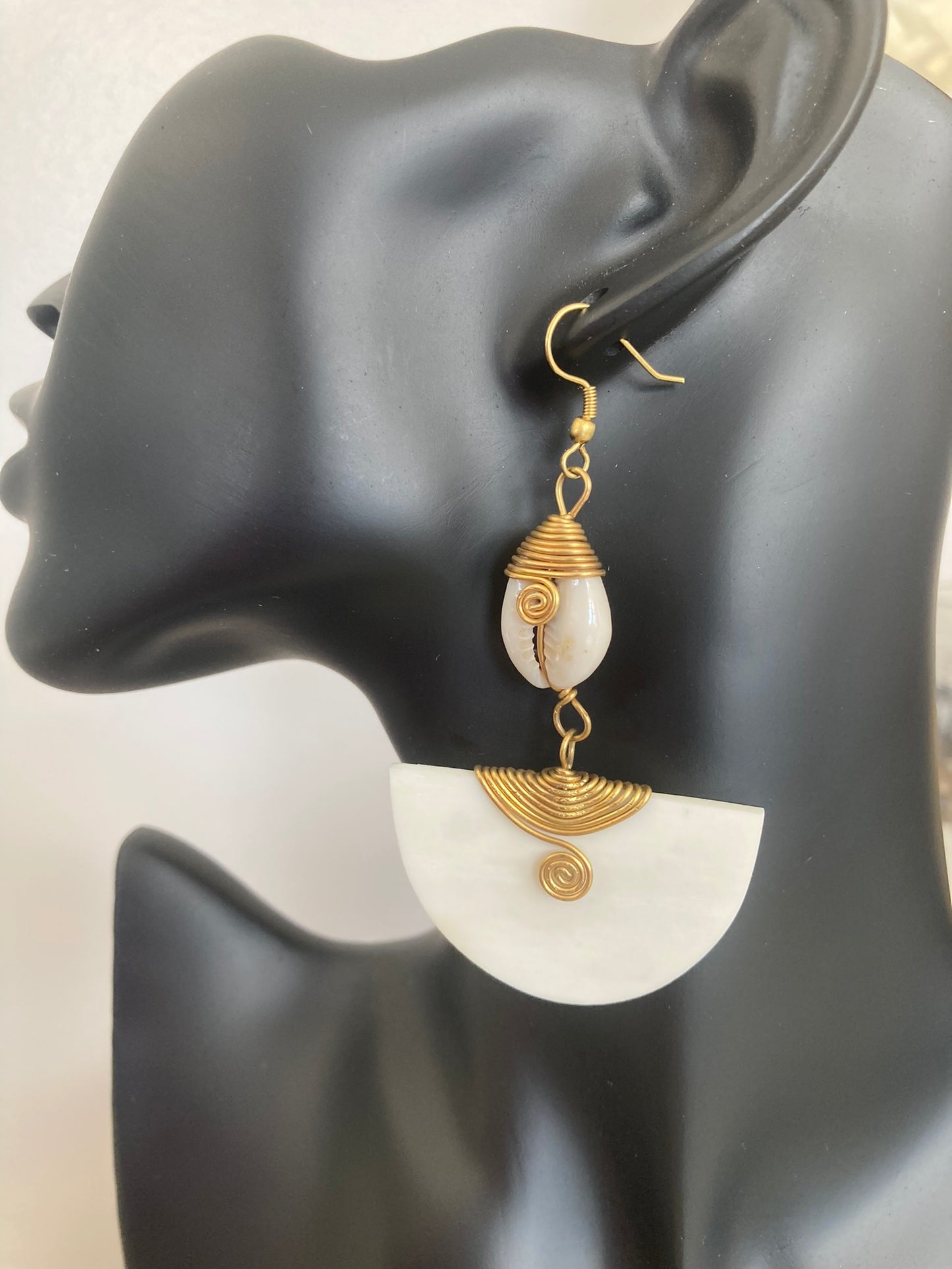 White Earrings with Cowrie