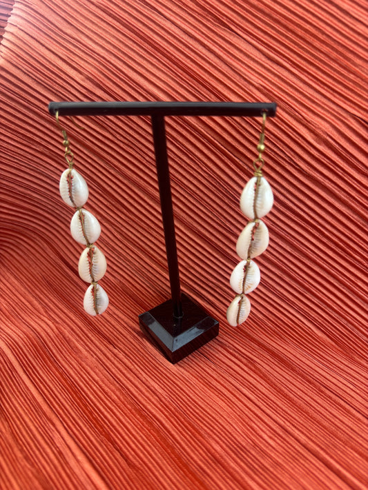Minimal Cowrie Drips Earrings