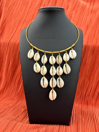 Bahari Cowrie Chocker