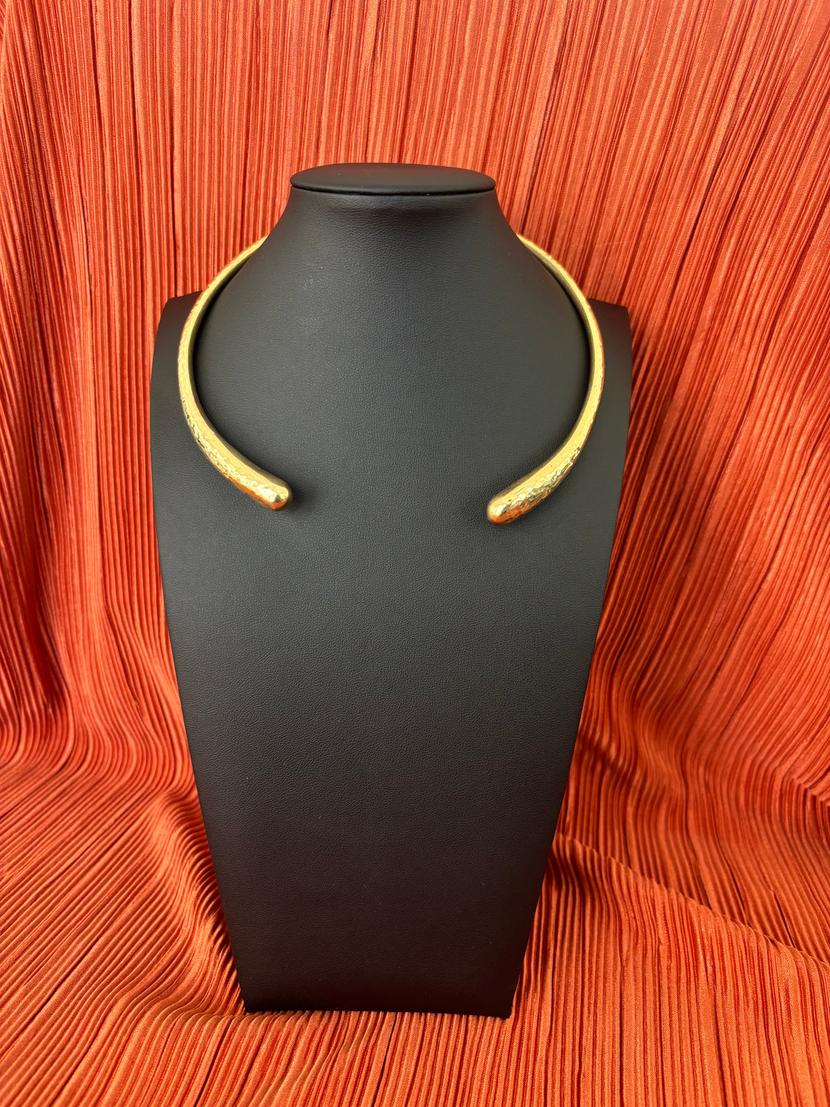 Classic Hammered Gold Choker Necklace
