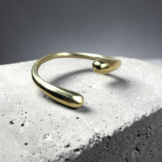 Inifinity Smooth Brass Bracelet
