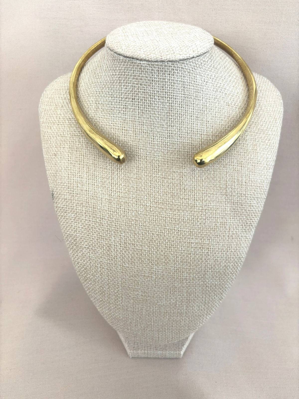 Classic Smooth Gold Choker Necklace
