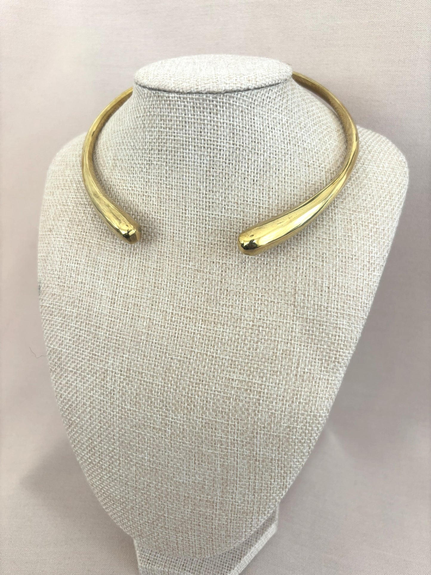 Classic Smooth Gold Choker Necklace
