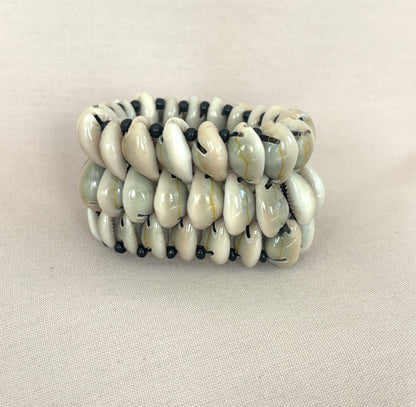 Pendo Tripple Cowrie Cuff