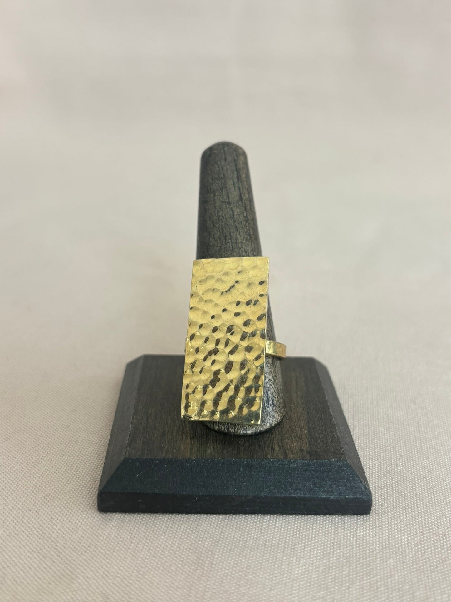 Closed Rectangle Ring
