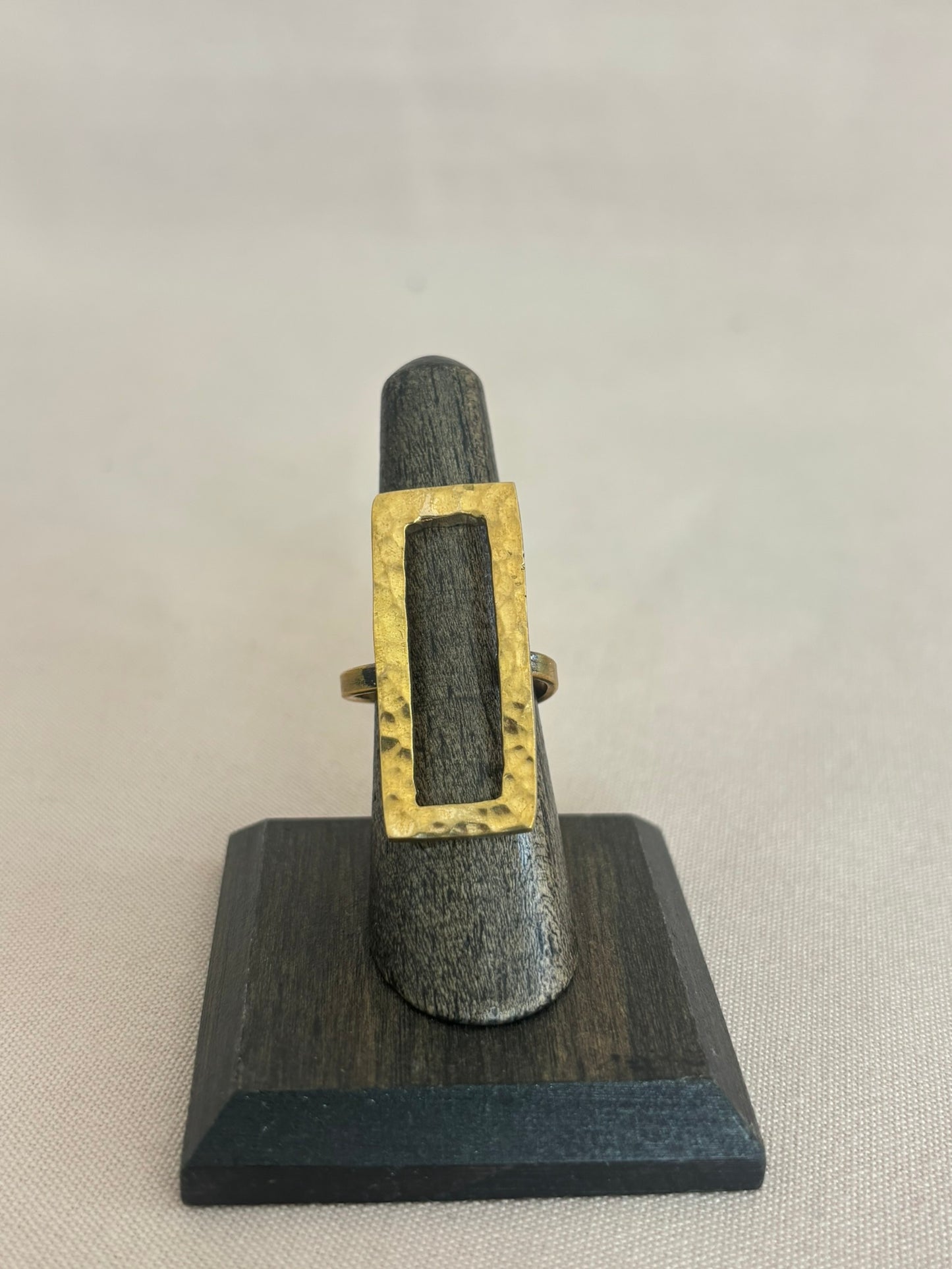 Open Rectangle Ring