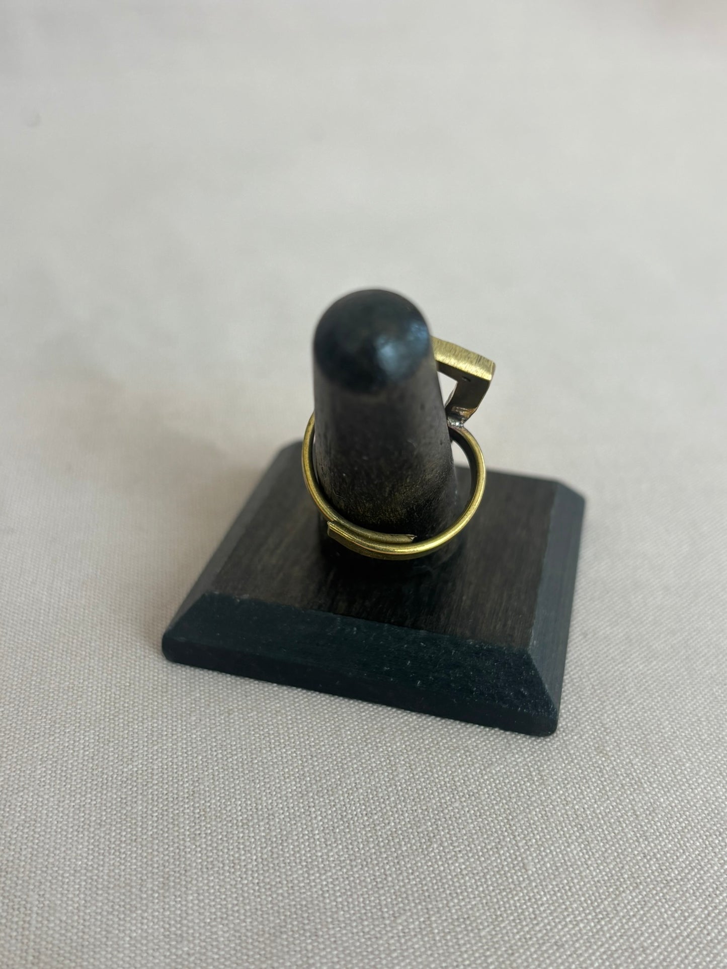 Open Rectangle Ring