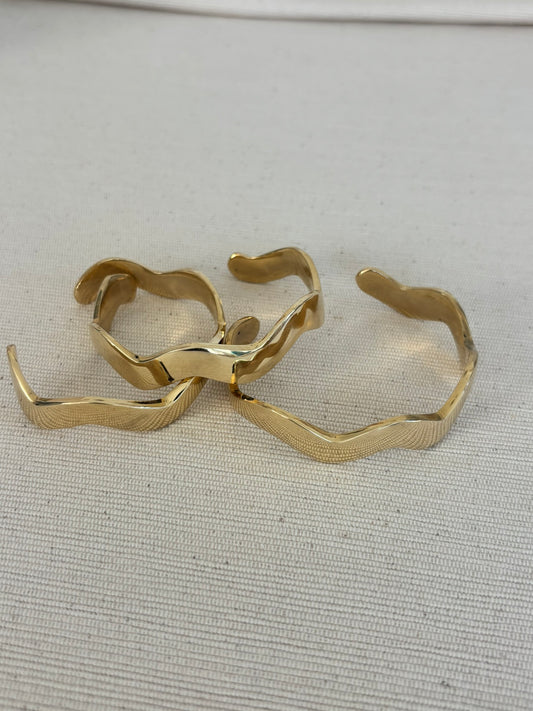 Open Wavy Unisex Brass Bracelet