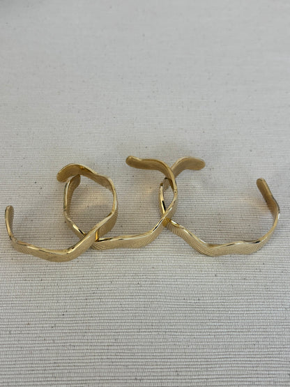 Open Wavy Unisex Brass Bracelet