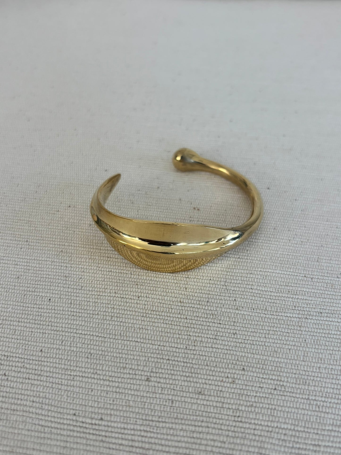The Maji Wave Cuff