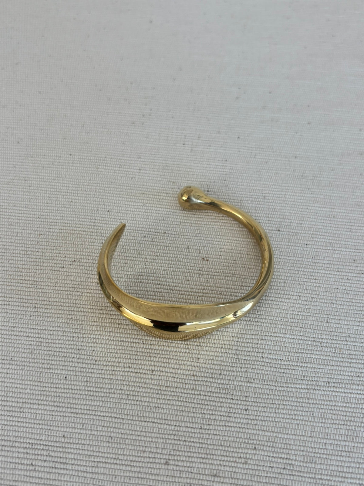 The Maji Wave Cuff