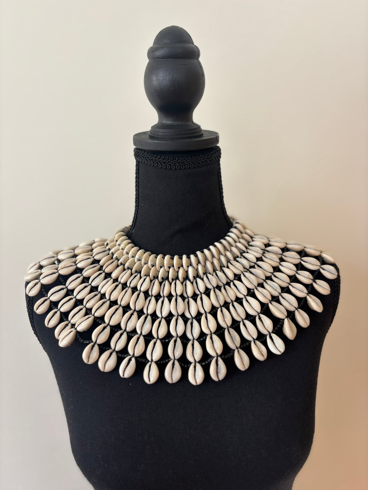 Mrembo Royal Cowrie Cape