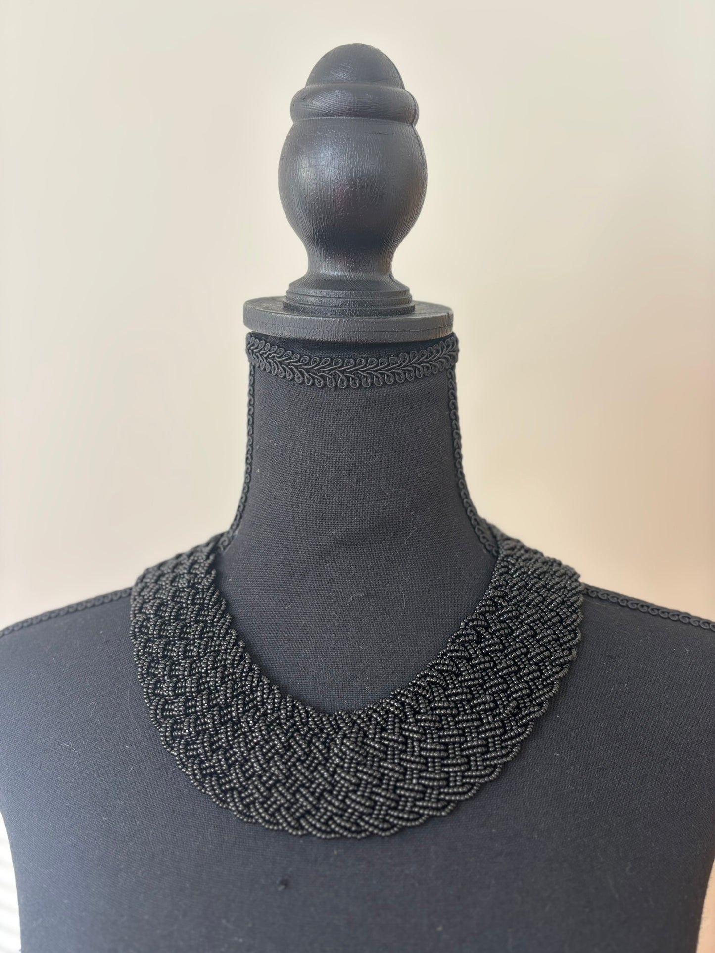 Aurora Beaded Necklace- Black