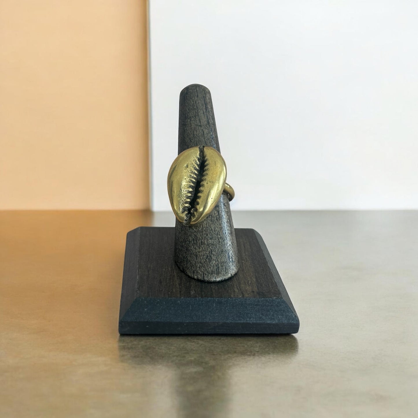 Single Shell Brass Ring