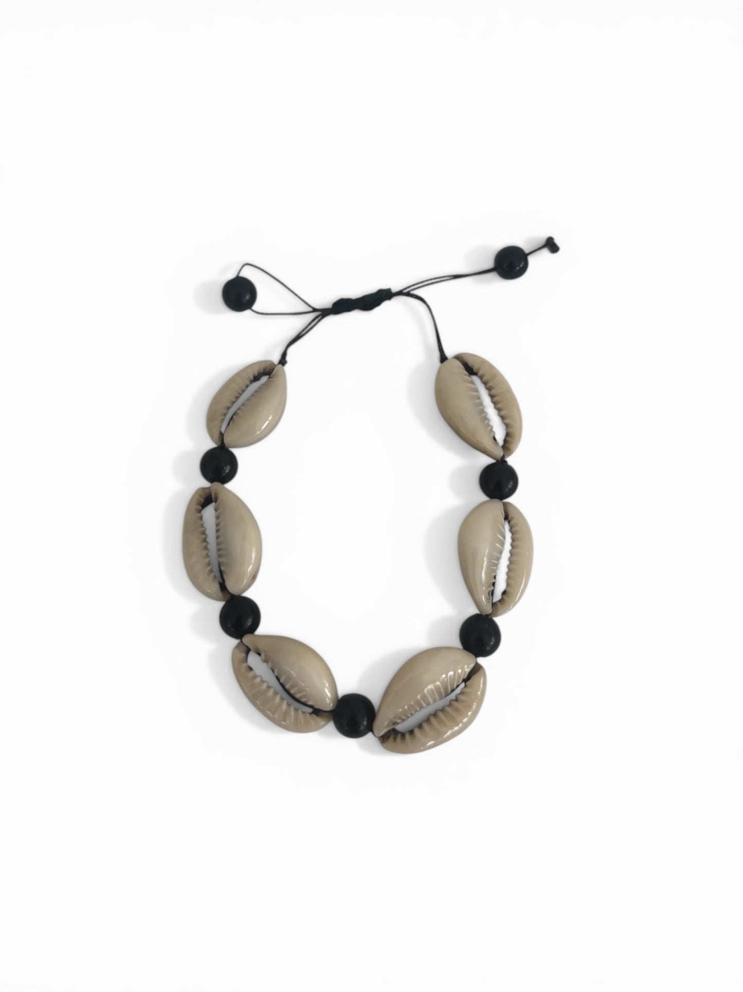 Adjustable Shell Minimal Bracelet