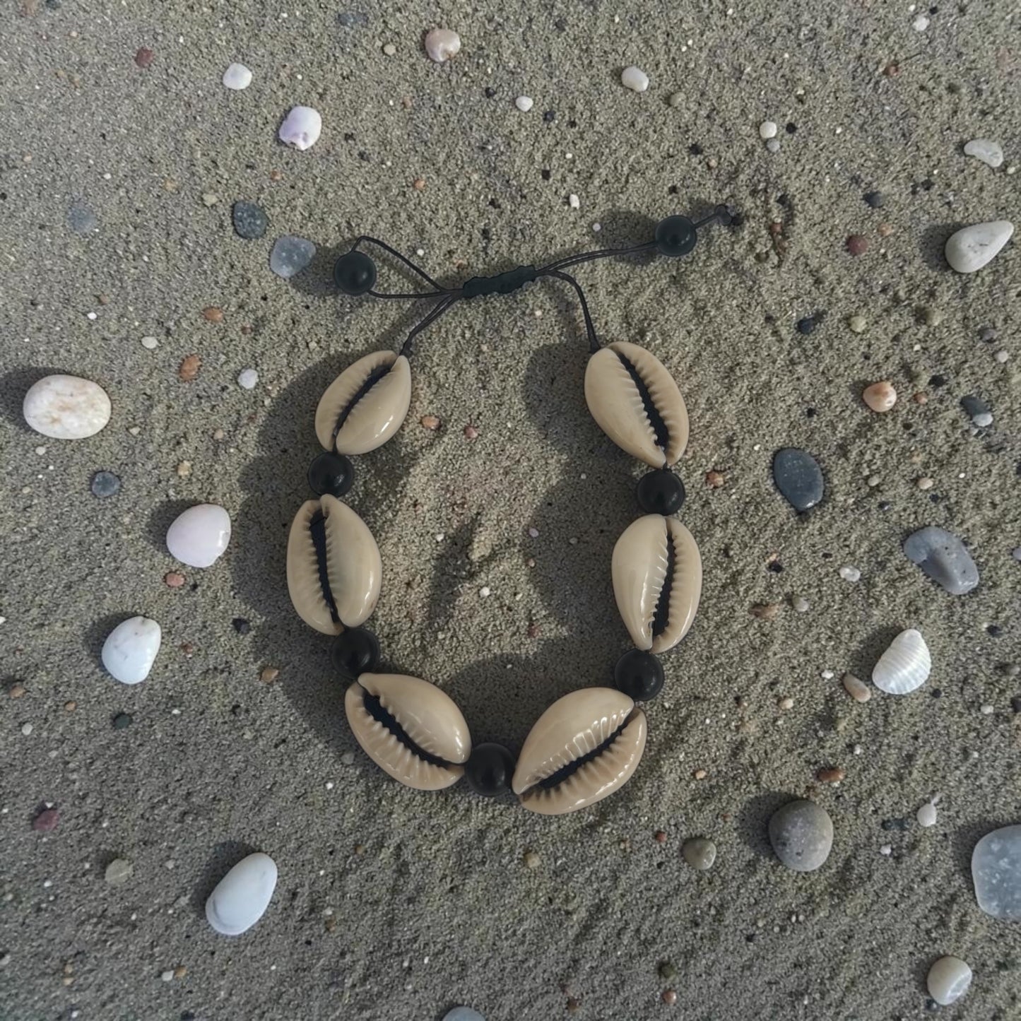 Adjustable Shell Minimal Bracelet