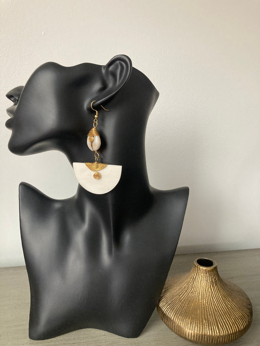 White Earrings with Cowrie